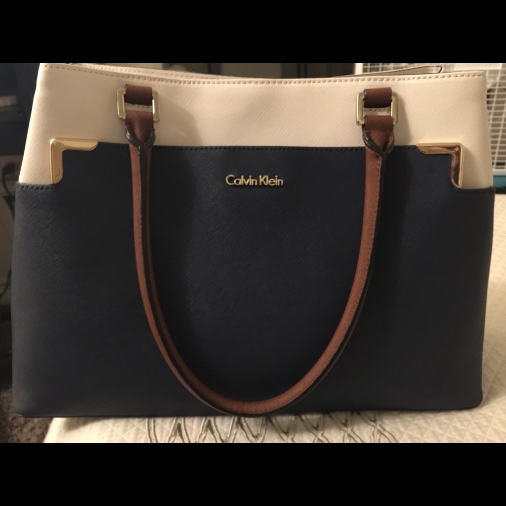 Large tote - Picture 2 of 7